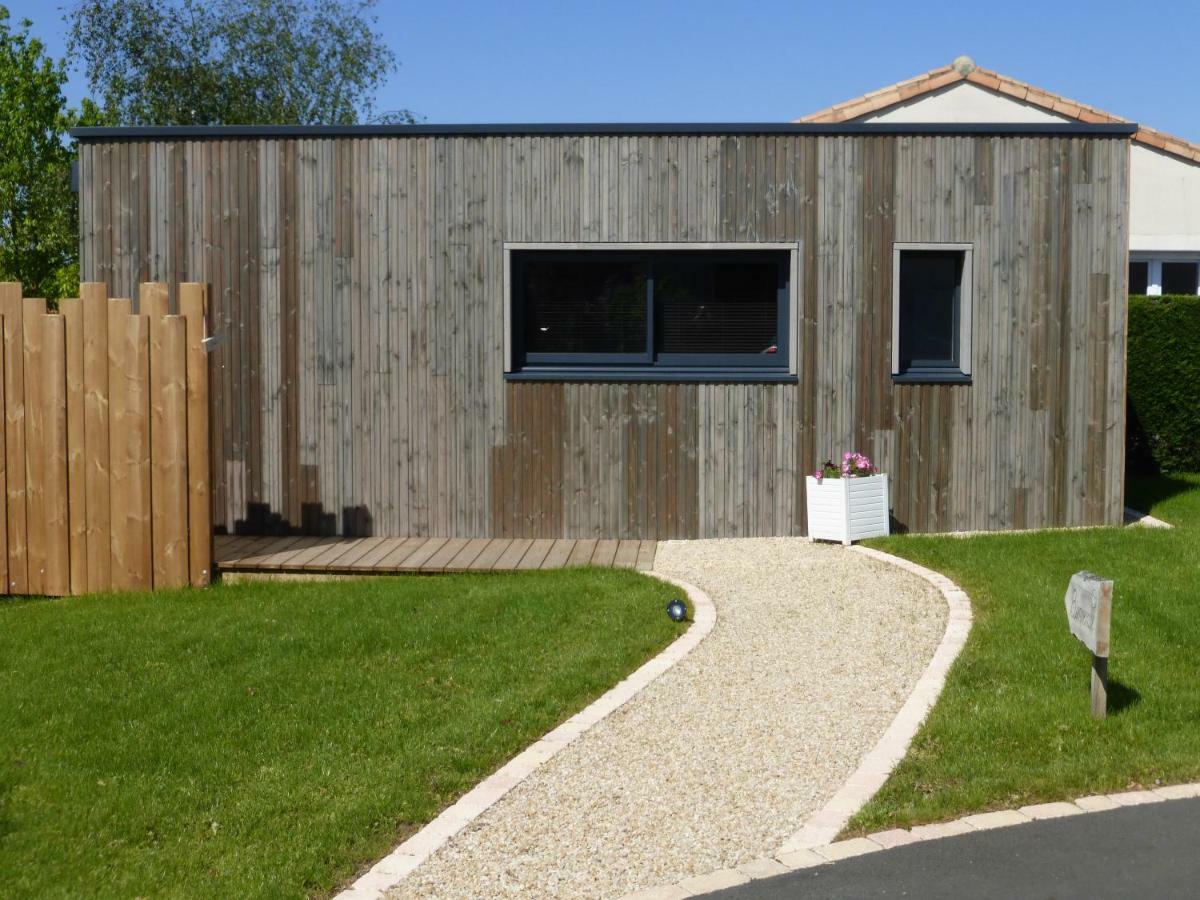 La Cabane Du Bonheur Les Herbiers Exterior photo